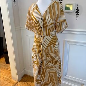 Lush Geometric Button-Down Midi Dress in Mustard and White